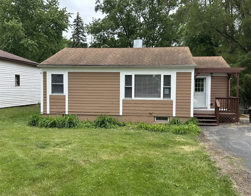 Unit for sale at 9119 Memory Trail, Wonder Lake, IL 60097