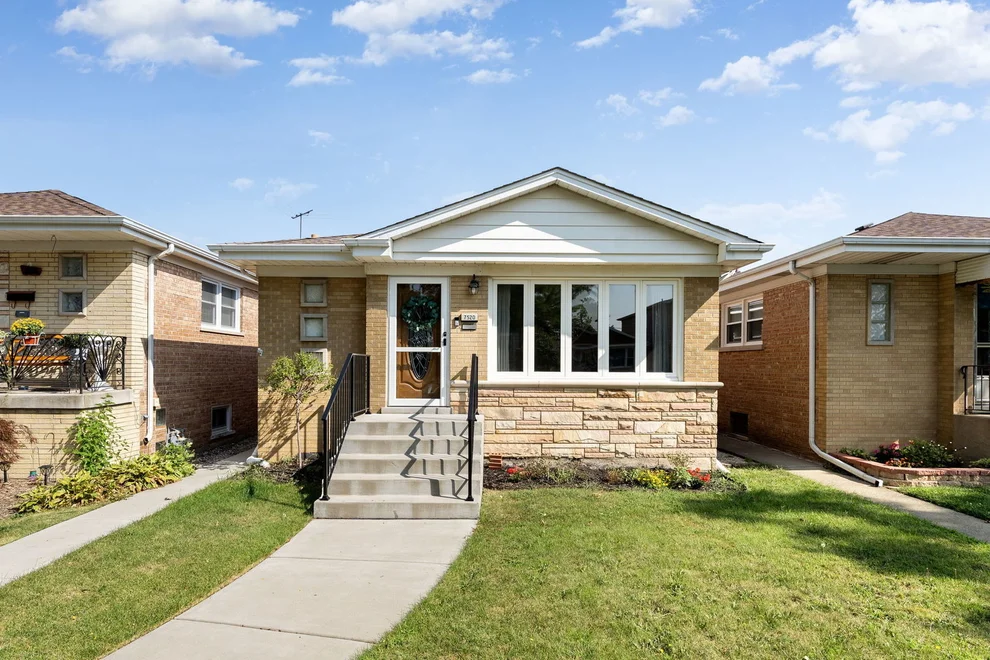 Unit for sale at 7520 W Carmen Avenue, Harwood Heights, IL 60706