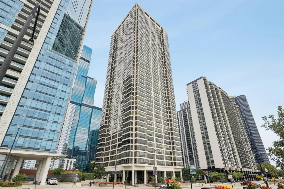 Unit for sale at 360 E RANDOLPH Street, Chicago, IL 60601