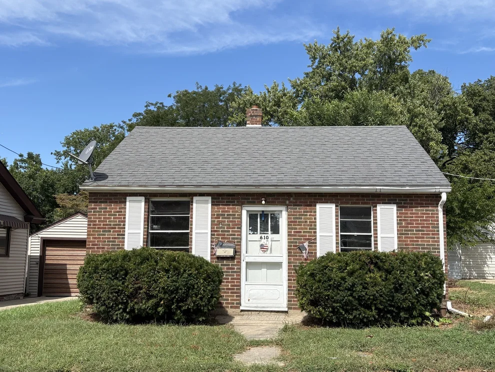 Unit for sale at 610 E Bronson Street, Streator, IL 61364