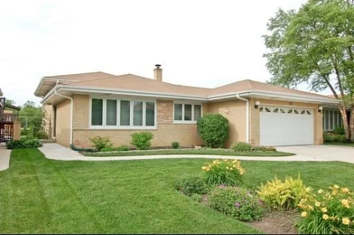 Unit for sale at 8150 W Monroe Street, NILES, IL 60714