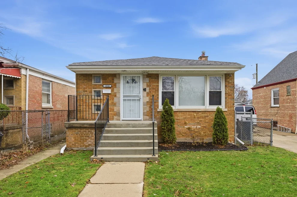 Unit for sale at 1036 W 105th Street, Chicago, IL 60643