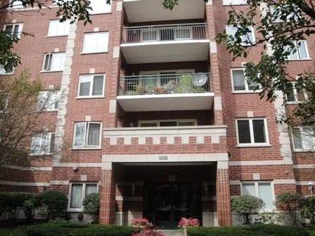 Unit for sale at 5000 W Oakton Street, Skokie, IL 60077