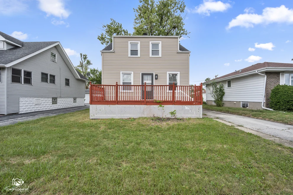 Unit for sale at 18430 Chicago Avenue, Lansing, IL 60438
