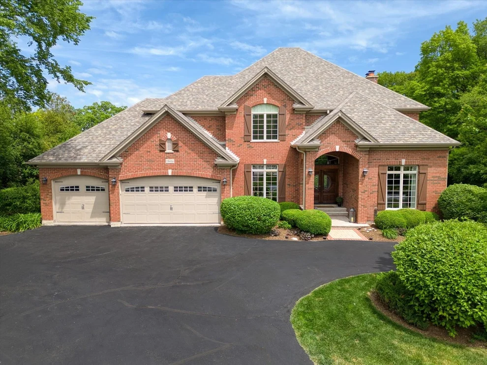Unit for sale at 28616 W Park Drive, Barrington, IL 60010