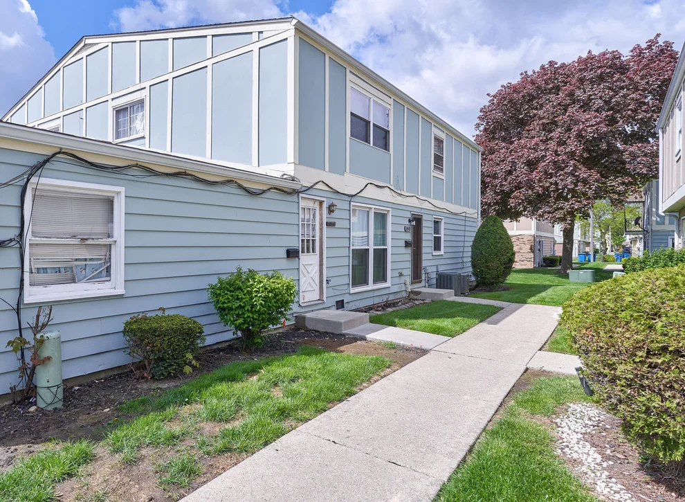 Unit for sale at 20112 OAK LANE Street, Lynwood, IL 60411