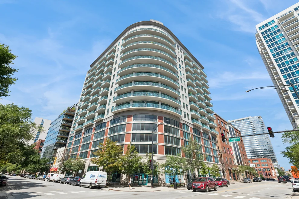 Unit for sale at 340 W Superior Street, Chicago, IL 60654