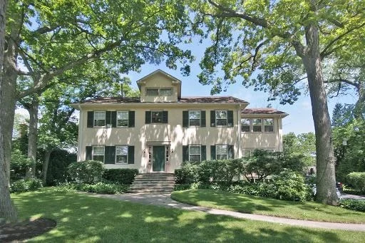 Unit for sale at 371 Old Green Bay Road, GLENCOE, IL 60022