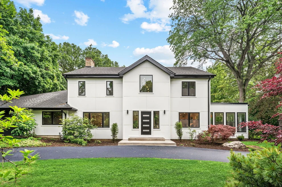 Unit for sale at 1848 Balsam Road, Highland Park, IL 60035