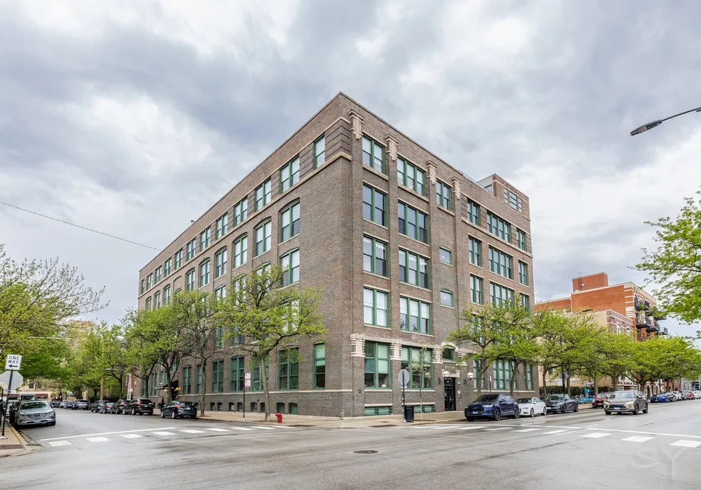 Unit for sale at 1327 W Washington Boulevard, Chicago, IL 60607