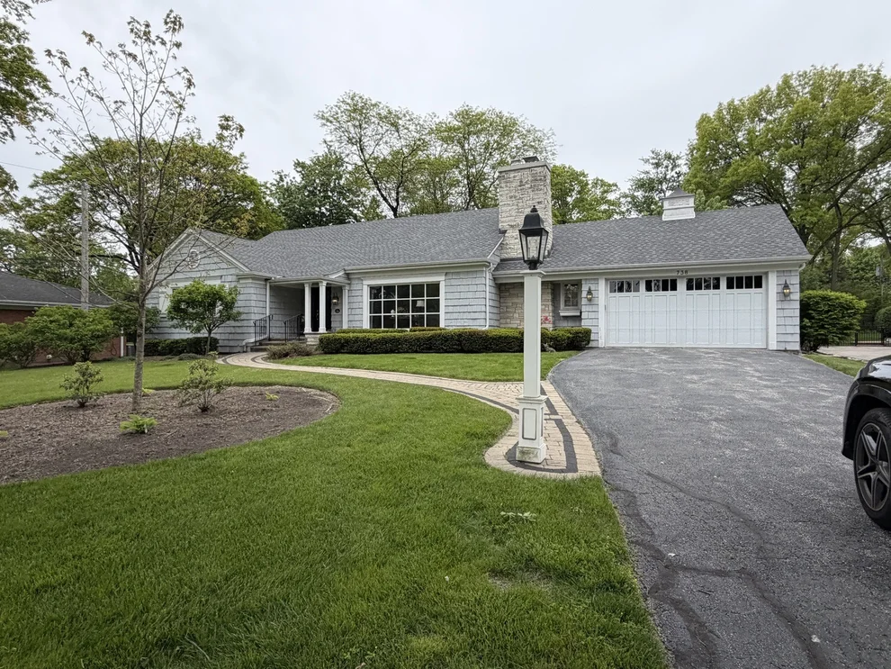 Unit for sale at 738 Woodland Avenue, Hinsdale, IL 60521