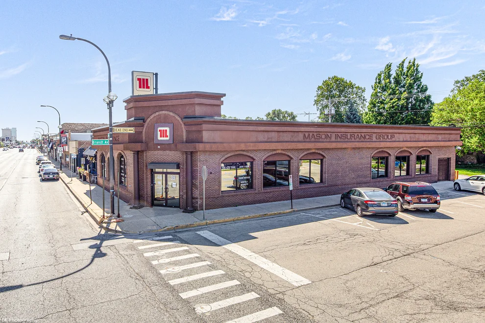 Unit for sale at 4939 W 95th Street, Oak Lawn, IL 60453