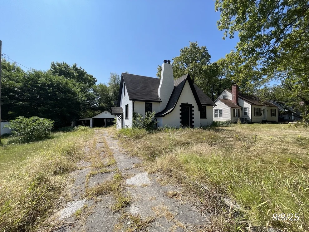Unit for sale at 414 74th Street, Belleville, IL 62223