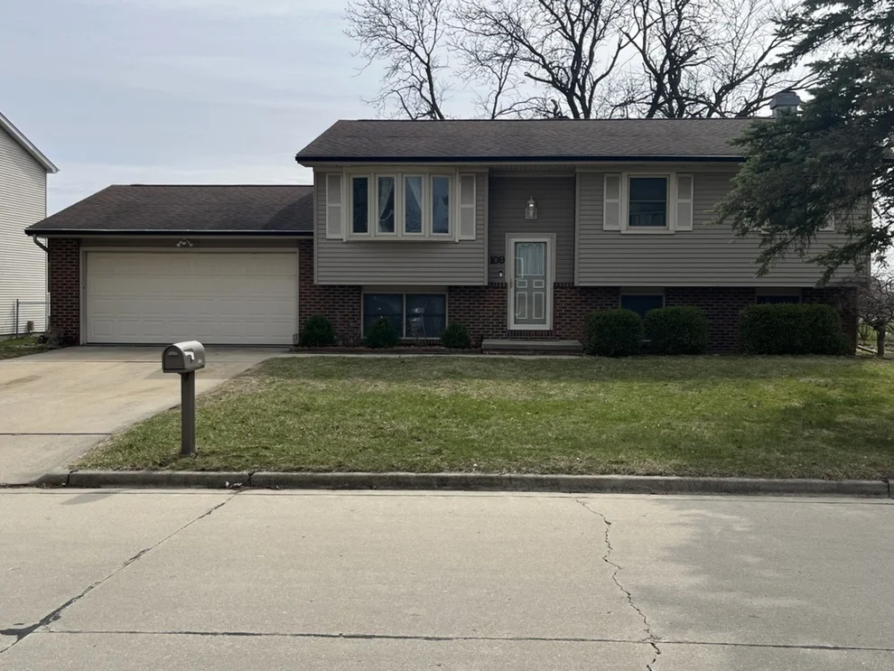 Unit for sale at 109 Suelynn Drive, Normal, IL 61761