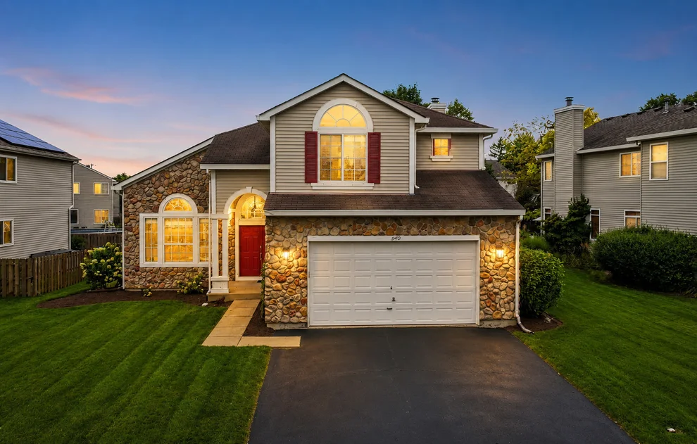 Unit for sale at 5450 Alexandria Drive, Lake In The Hills, IL 60156