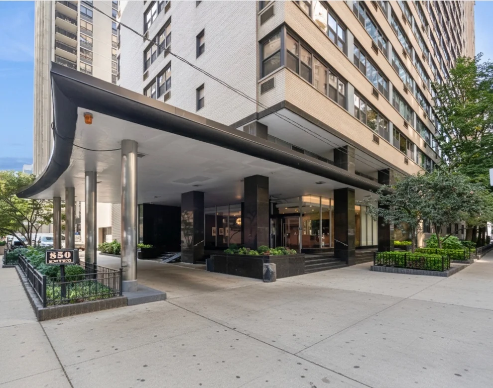 Unit for sale at 850 N Dewitt Place, Chicago, IL 60611