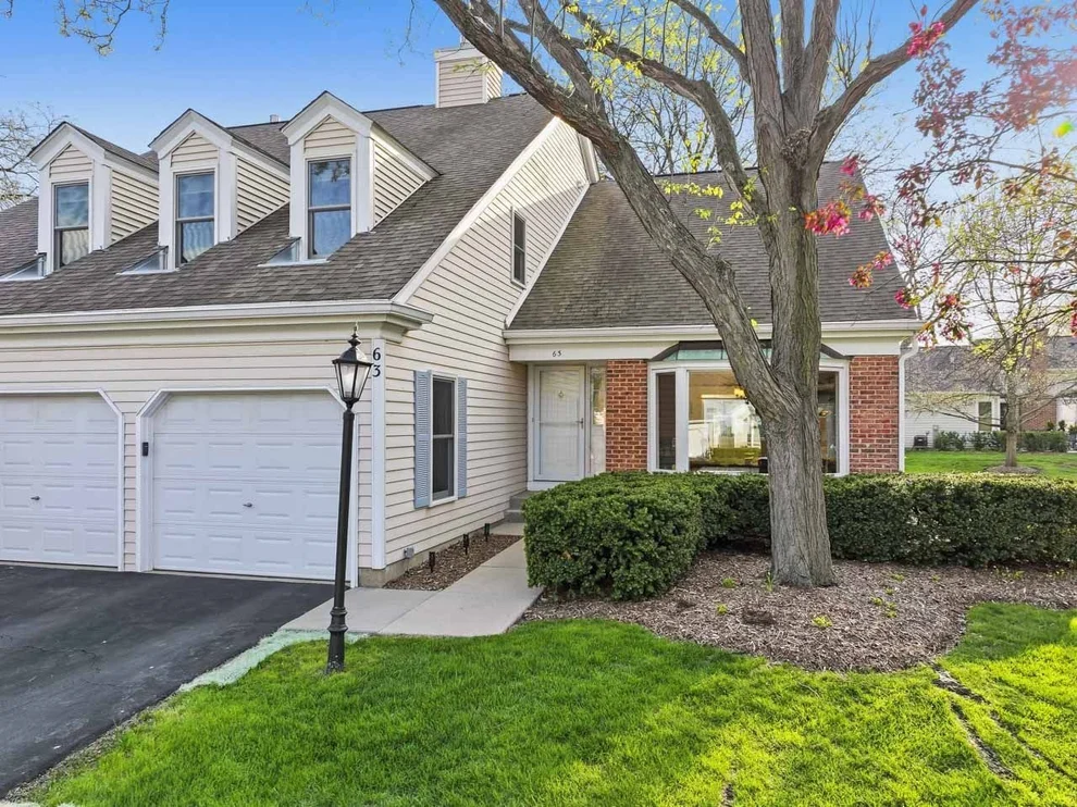 Unit for sale at 63 Country Club Drive, Prospect Heights, IL 60070