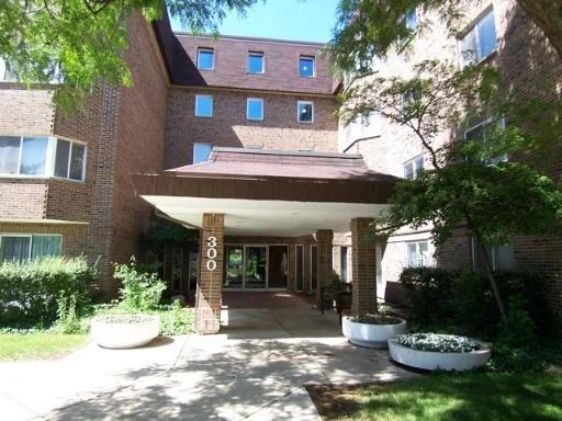 Unit for sale at 300 S ROSELLE Road, SCHAUMBURG, IL 60193