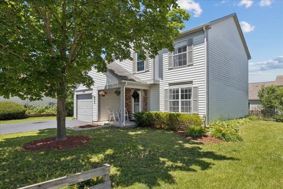 Unit for sale at 1116 Burnham Court, Mundelein, IL 60060