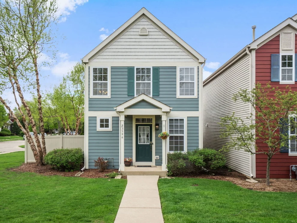 Unit for sale at 3596 Hyde Park Court, Elgin, IL 60124