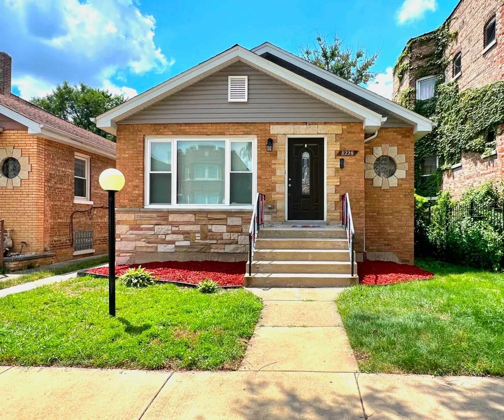Unit for sale at 8228 S Loomis Boulevard, Chicago, IL 60620