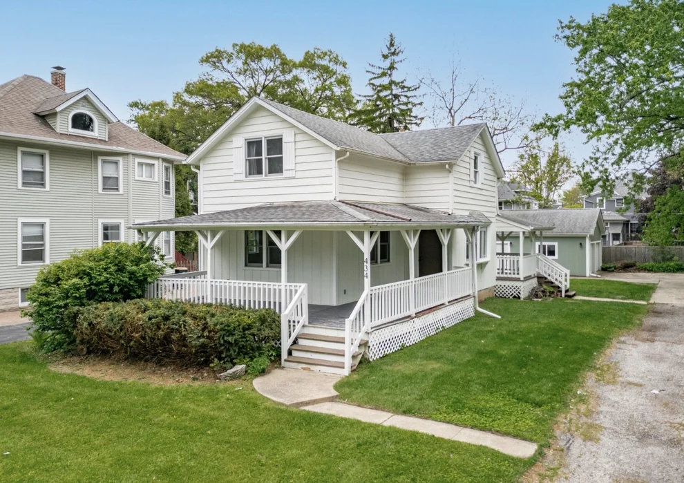 Unit for sale at 434 E Washington Street, West Chicago, IL 60185
