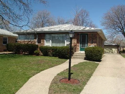 Unit for sale at 6928 W SEWARD Street, NILES, IL 60714