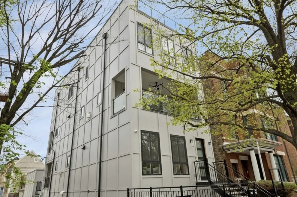 Unit for sale at 2246 W Lyndale Street, Chicago, IL 60647