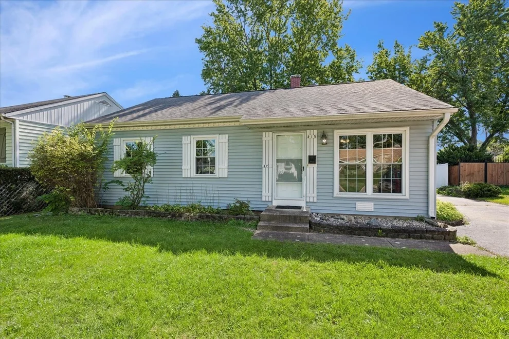 Unit for sale at 419 E Fullerton Avenue, Glendale Heights, IL 60139