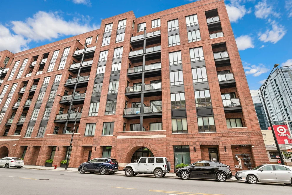 Unit for sale at 323 S Racine Avenue, Chicago, IL 60607