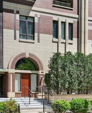 Unit for sale at 187 N Westshore Drive, Chicago, IL 60601