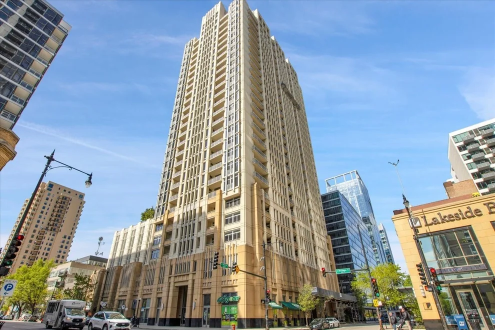 Unit for sale at 1400 S Michigan Avenue, Chicago, IL 60605