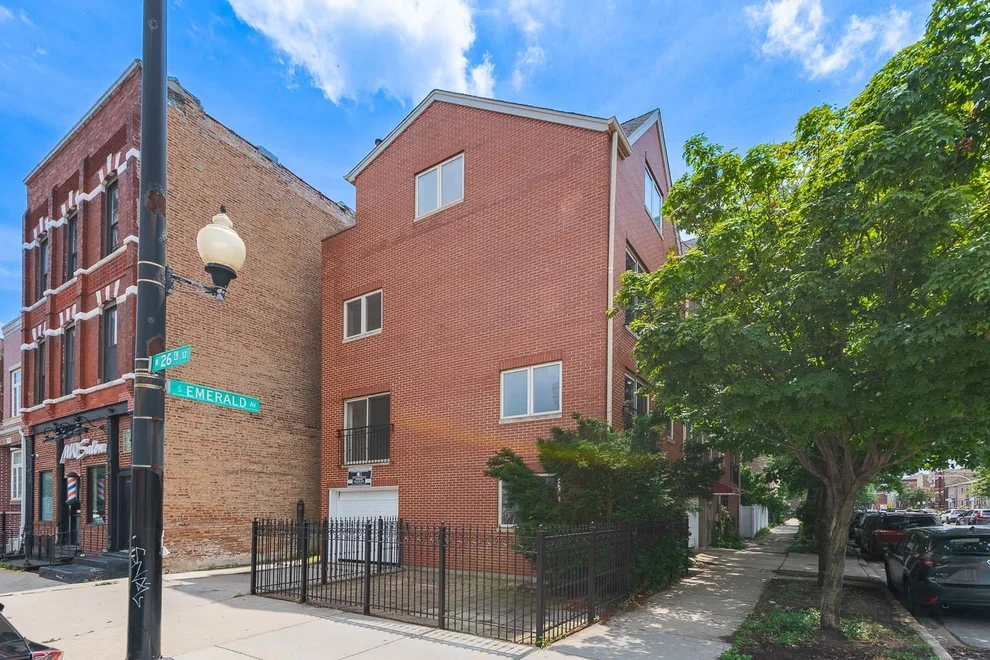 Unit for sale at 2601 S Emerald Avenue, Chicago, IL 60616