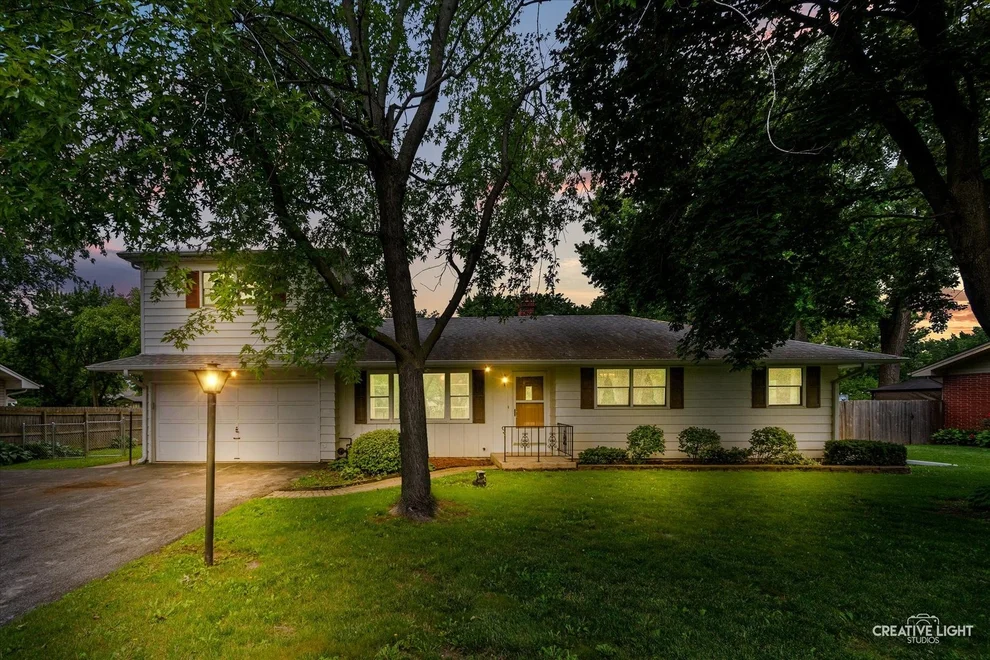 Unit for sale at 34W268 Giese Road, Batavia, IL 60510