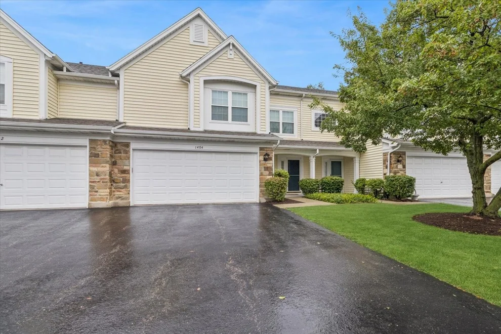 Unit for sale at 1404 E Baronet Lane, Palatine, IL 60074
