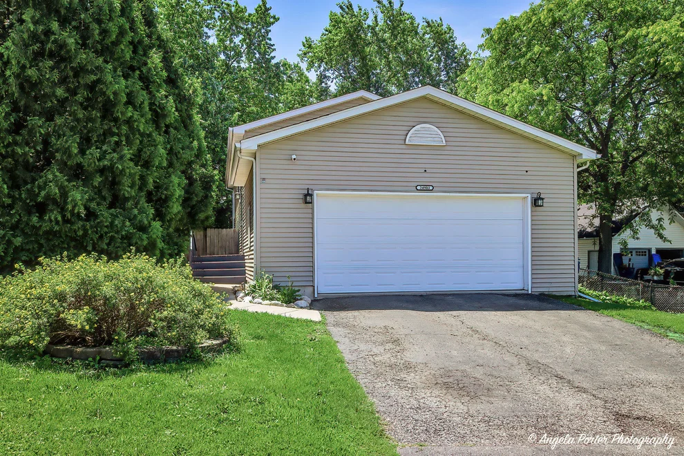 Unit for sale at 24903 W Oak Avenue, Lake Villa, IL 60046
