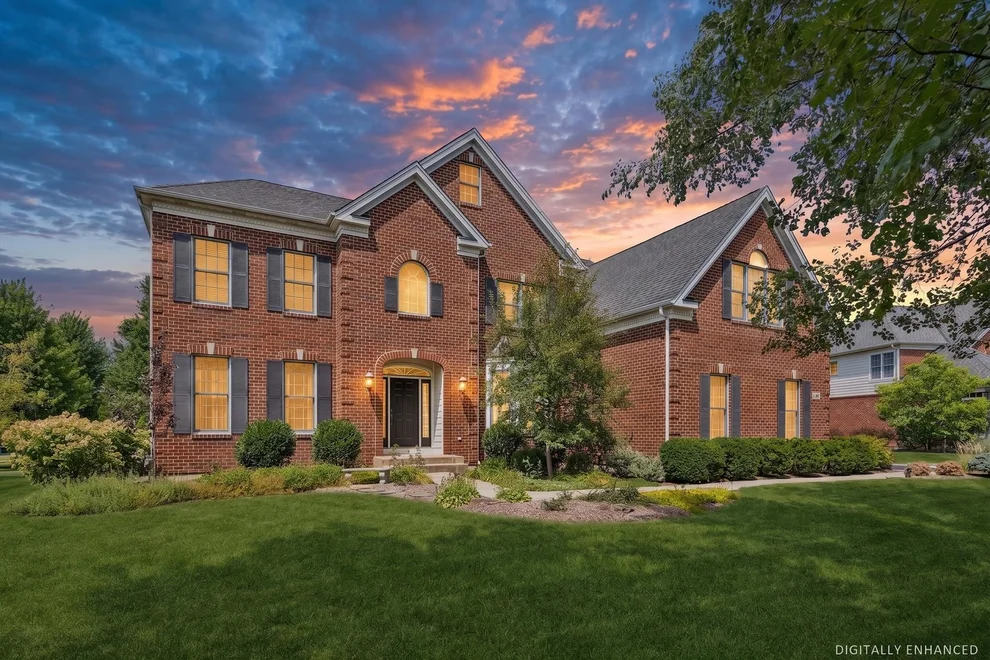 Unit for sale at 29 Glacier Circle, South Barrington, IL 60010