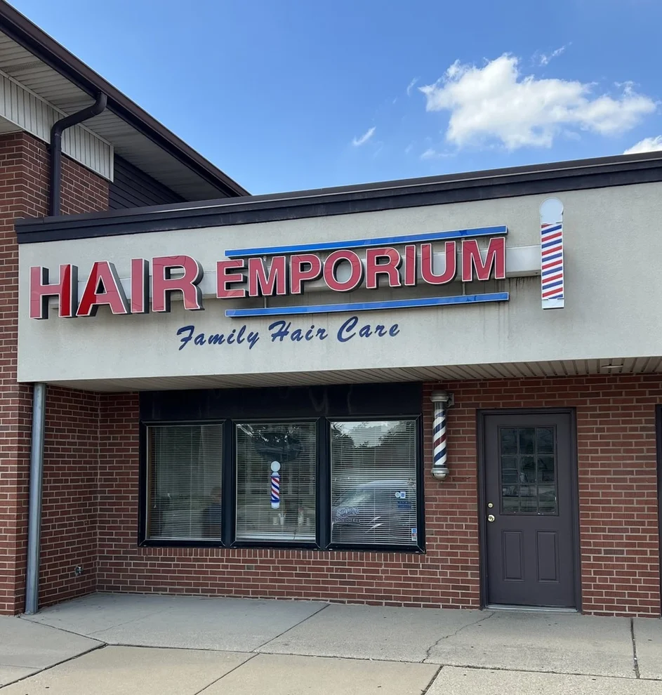 Unit for sale at 630 W Algonquin Road, Des Plaines, IL 60016