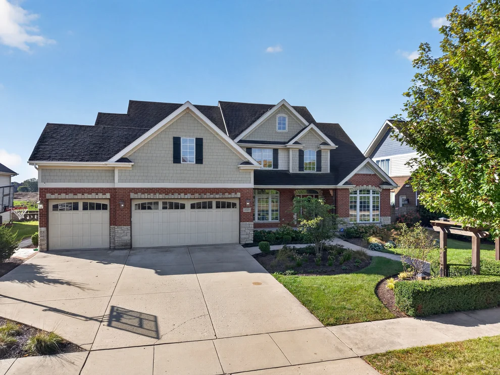 Unit for sale at 25323 W Alison Road, Plainfield, IL 60586