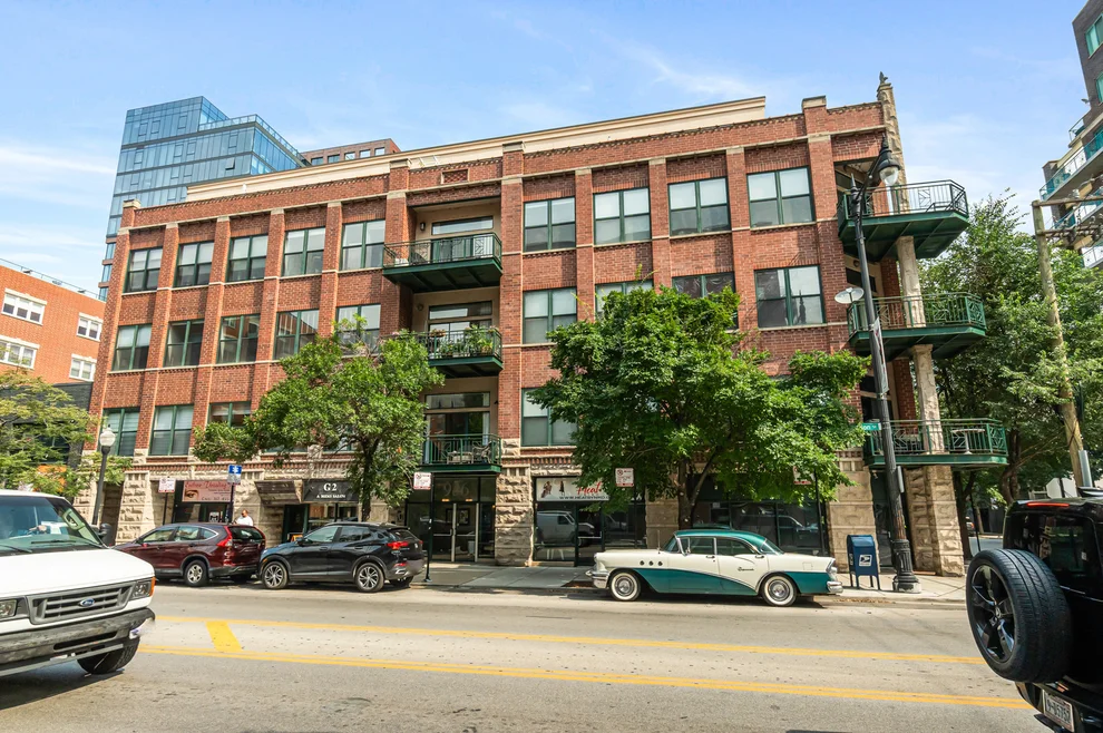 Unit for sale at 936 W Madison Street, Chicago, IL 60607