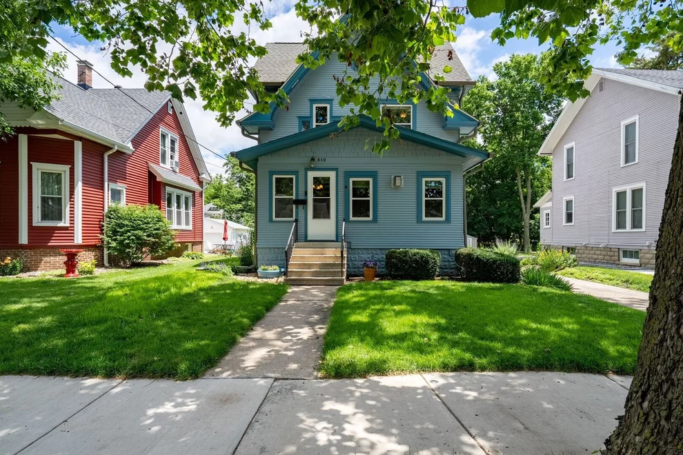 Unit for sale at 810 S Fell Avenue, Normal, IL 61761