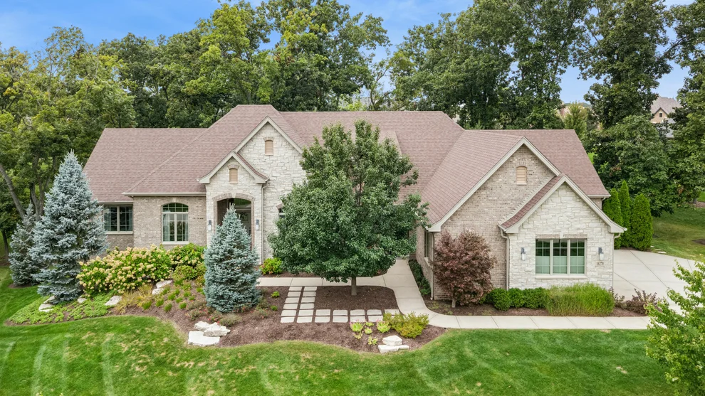 Unit for sale at 16270 Lakewood Path, Homer Glen, IL 60491