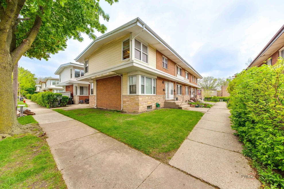 Unit for sale at 9038 Niles Center Road, Skokie, IL 60076