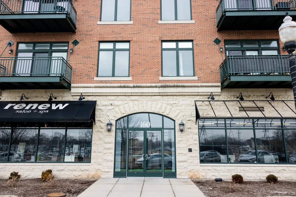Unit for sale at 160 S River Street, Aurora, IL 60506