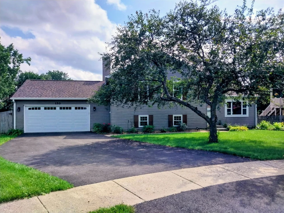 Unit for sale at 150 Tree Line, Antioch, IL 60002