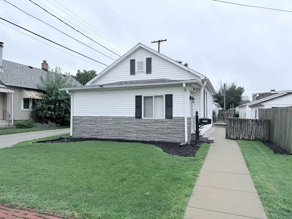 Unit for sale at 828 Tonti Street, Lasalle, IL 61301