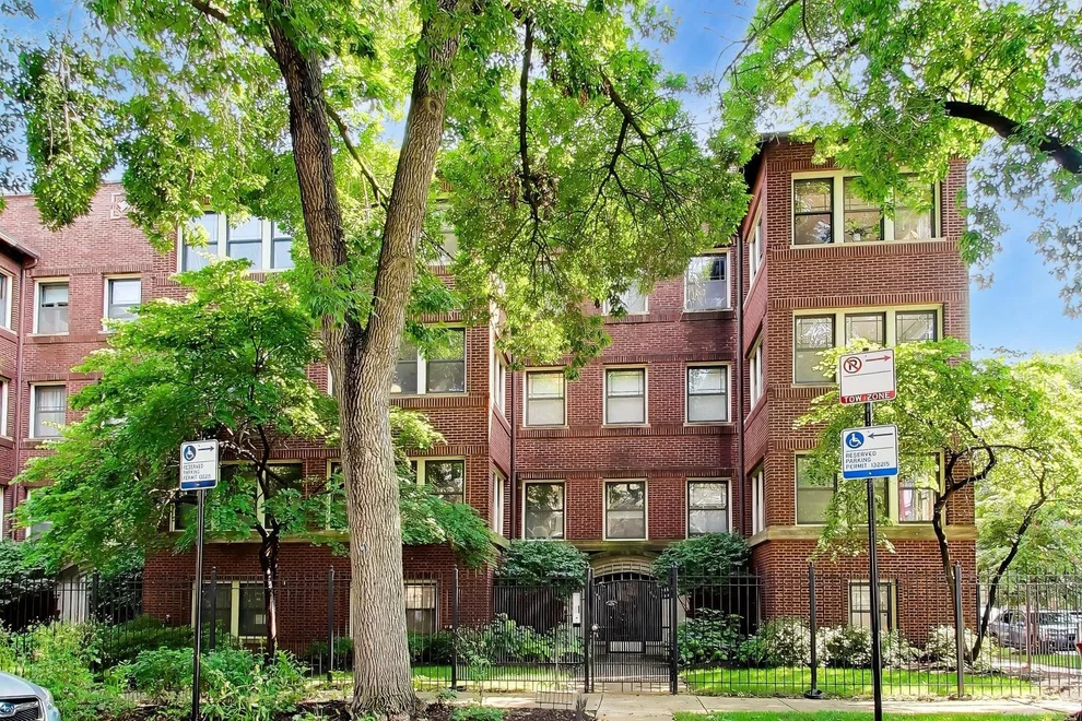 Unit for sale at 1465 W Fargo Avenue, Chicago, IL 60626
