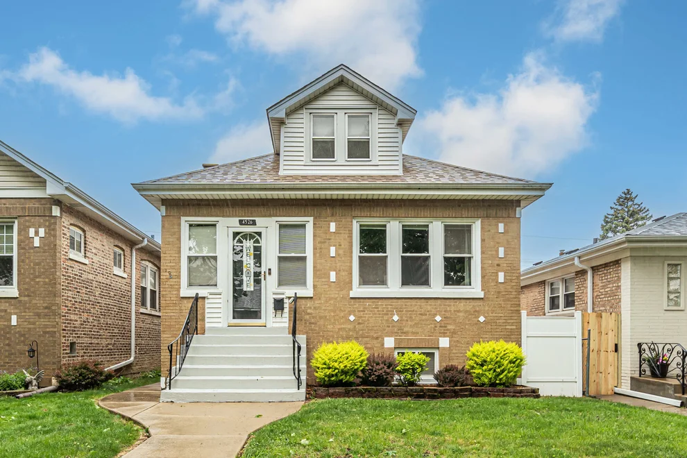 Unit for sale at 4526 N Mobile Avenue, Chicago, IL 60630