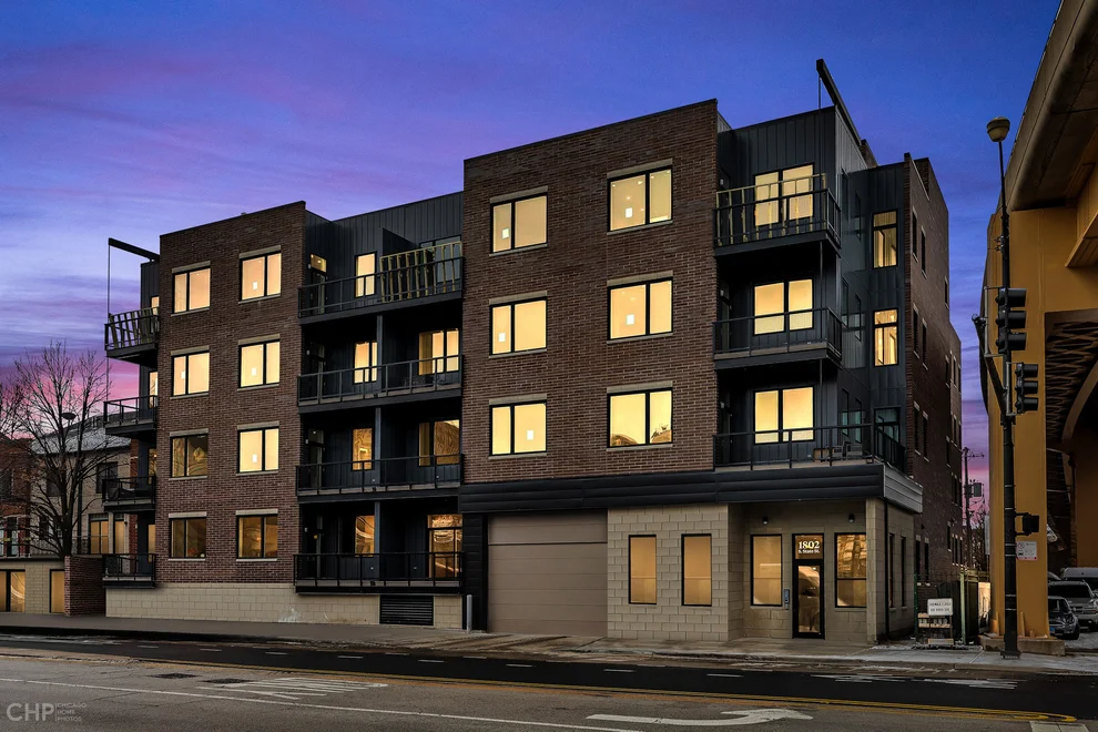 Unit for sale at 1802 S State Street, Chicago, IL 60616