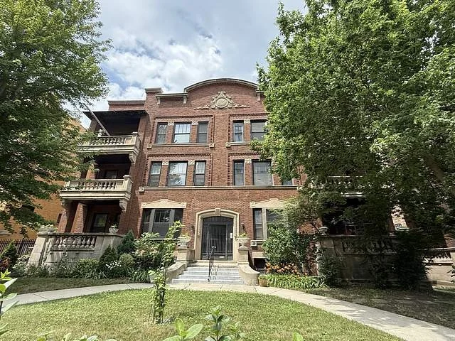 Unit for sale at 4808 S Dorchester Avenue, Chicago, IL 60615